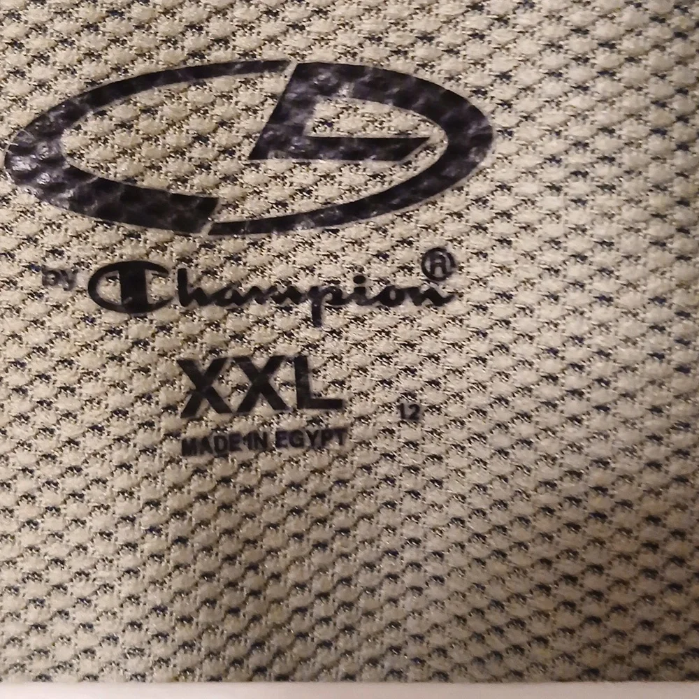 Champion power core shirt XXL 💙💙🩵🩵 - Picture 4 of 9